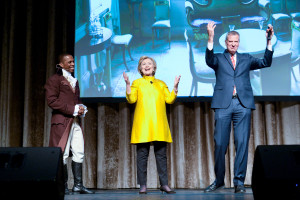 New York City Mayor Bill de Blasio and presidential candidate Hillary Clinton perform at the 94th annual Inner Circle Dinner at the New York Hilton Hotel in Manhattan on Saturday, April 9, 2016. New York City political reporters lampooned presidential candidates, the Mayor and Gov. Andrew Cuomo during the show. The Inner Circle donates a portion of the proceeds from the gala dinner-show to some 100 New York charities. (Photo: David Handschuh/The Inner Circle)